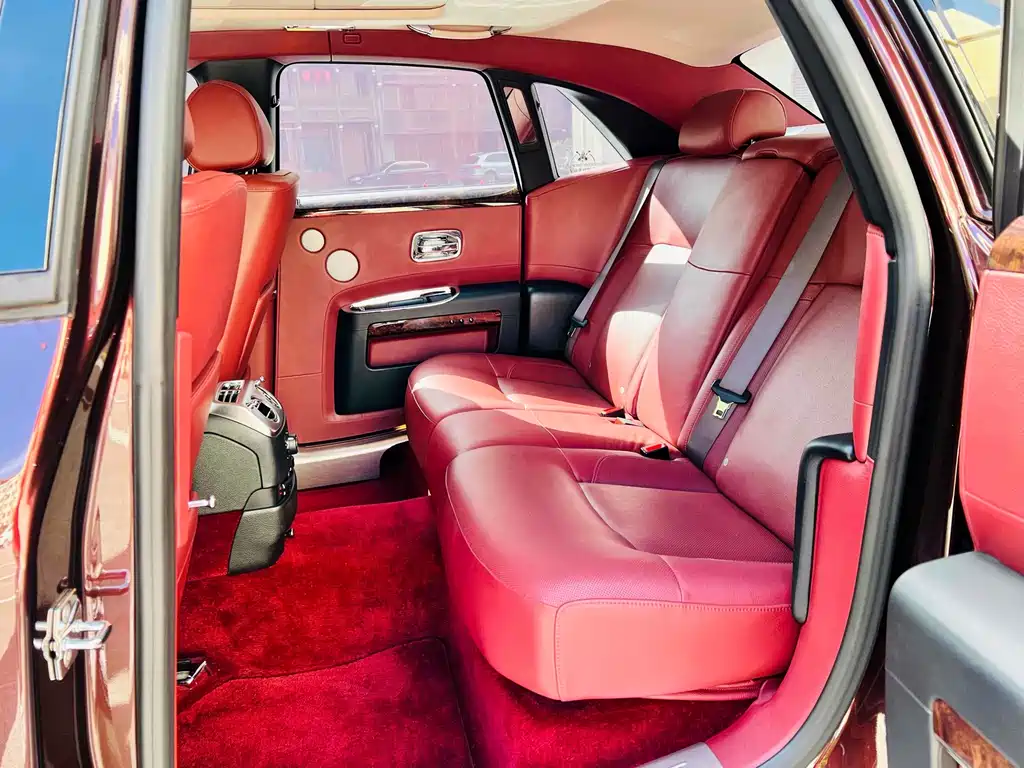 Rolls-Royce Ghost 2010 6.6T Standard