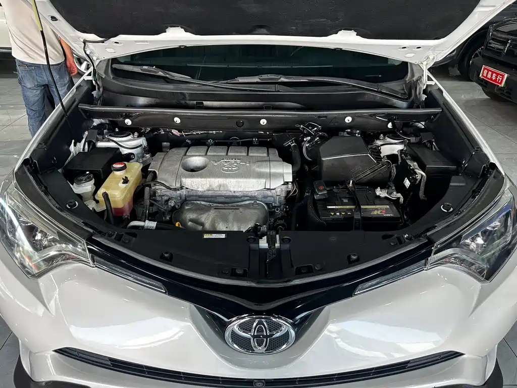 TOYOTA RAV4 RONGFANG