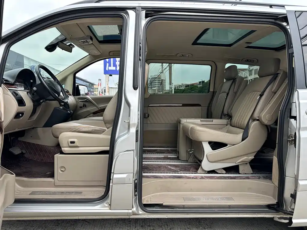 Mercedes-Benz Viano — миниатюра 10