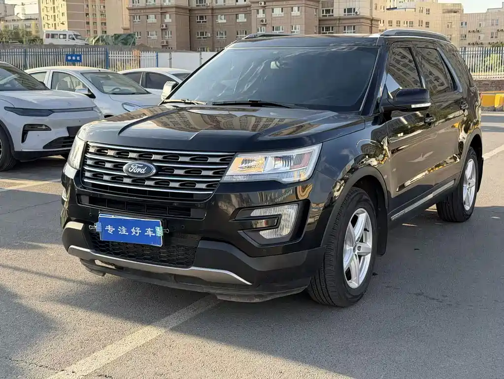 Ford Explorer (Import)