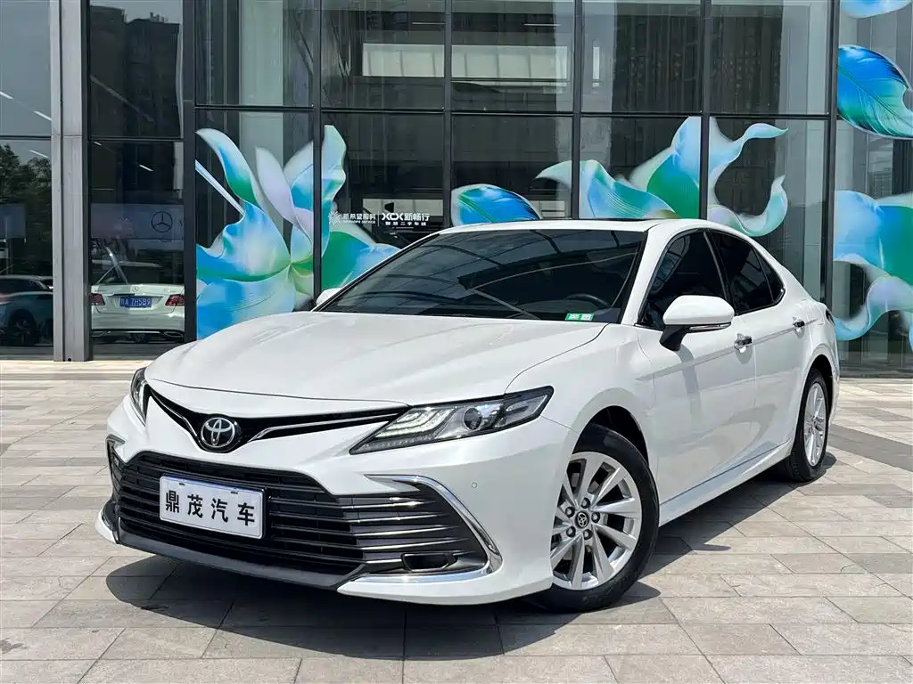 Купить Toyota Camry
