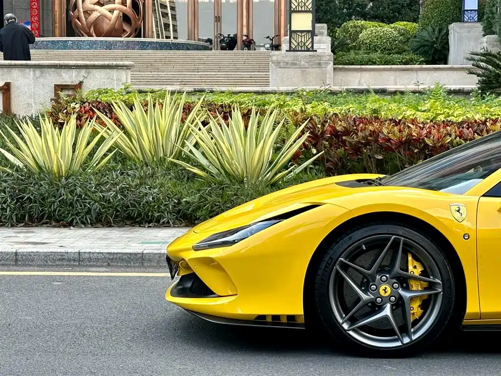 Ferrari F8 2020 Spider 3.9T V8