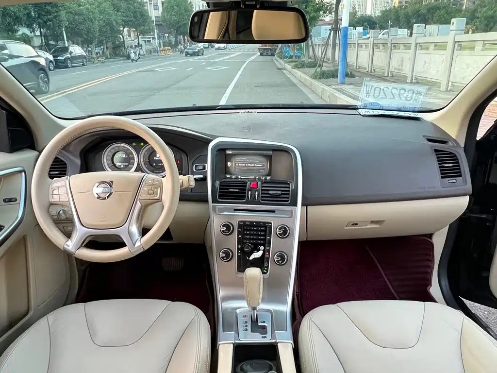 Volvo XC60 (Import) — миниатюра 6