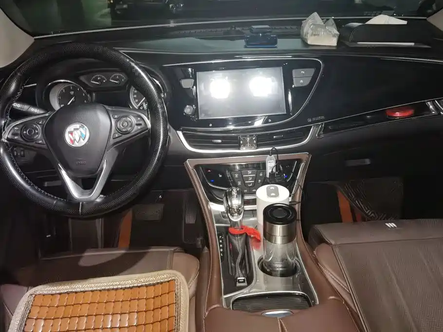 Buick Envision Plus — миниатюра 12