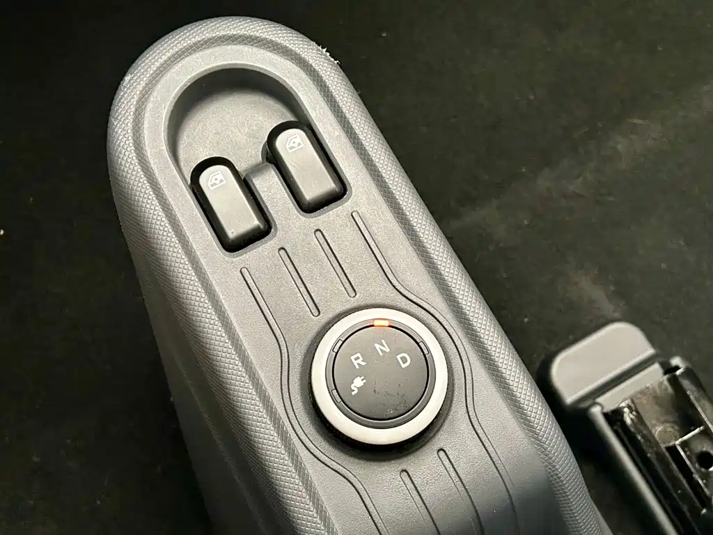 Wuling MINIEV — миниатюра 12