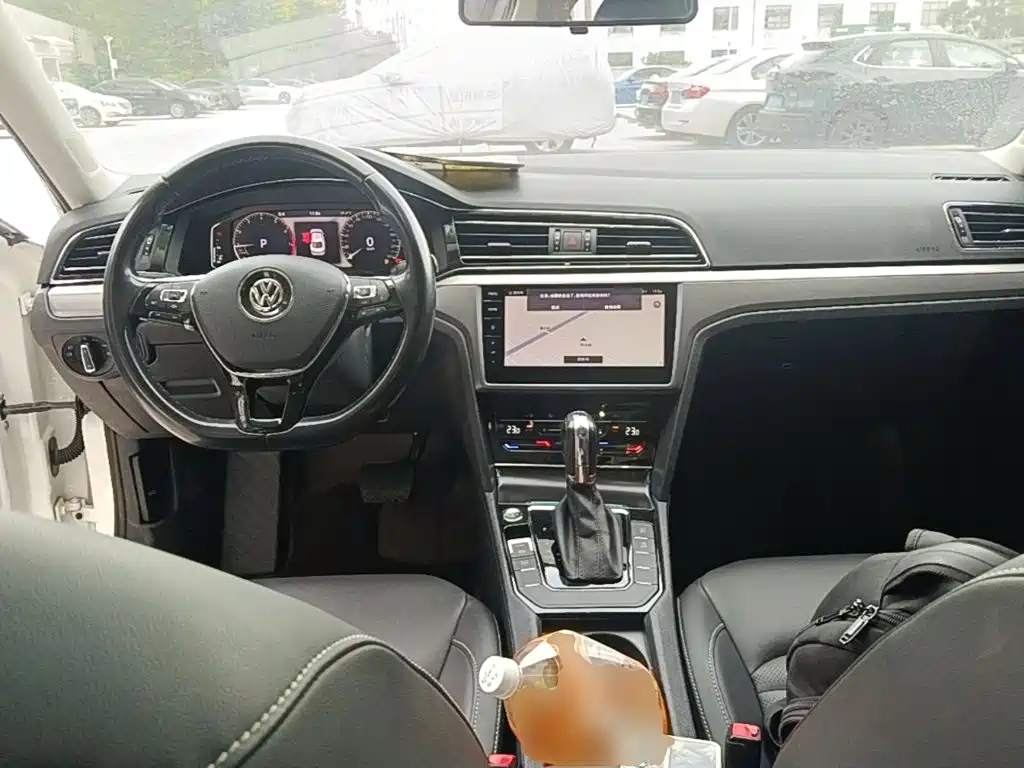 Volkswagen Lamando — миниатюра 10