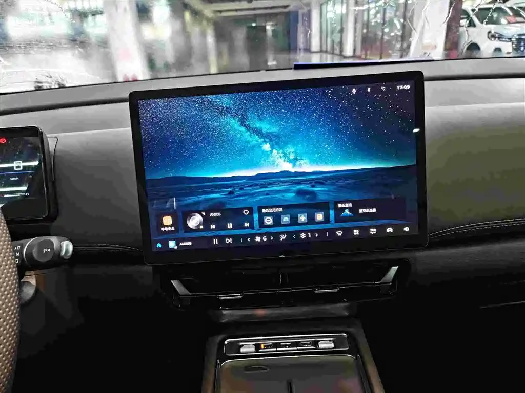 Wuling Звездный свет 730 Новая энергия — миниатюра 10