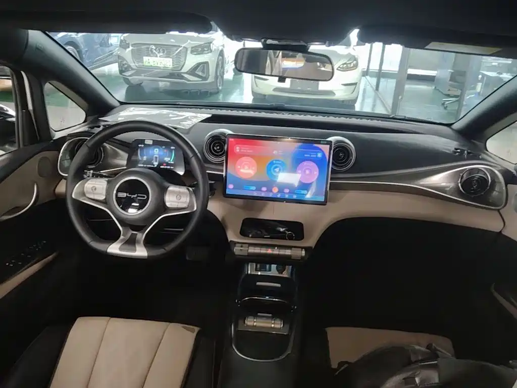 BYD Dolphin — миниатюра 10