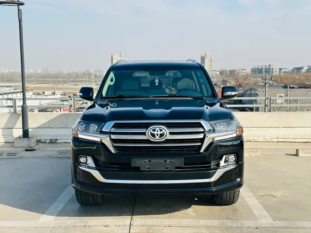 Toyota Land Cruiser 2019 4.0L AT