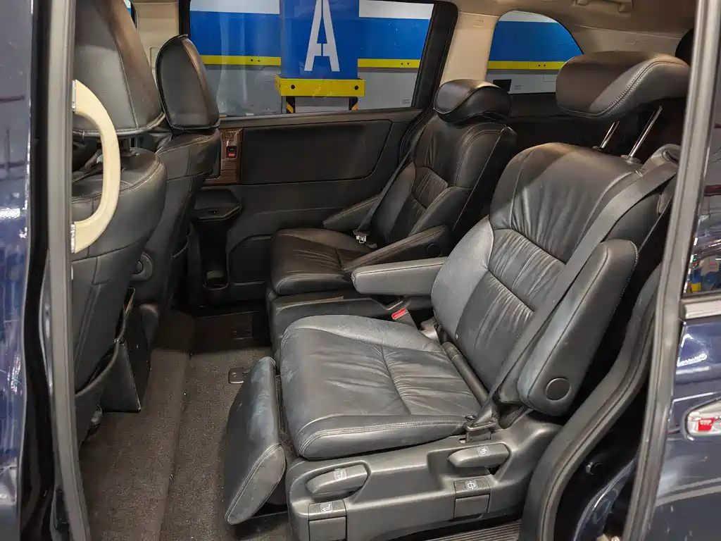Honda Odyssey — миниатюра 7