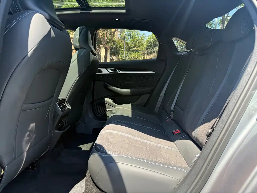 Geely Xingrui — миниатюра 12