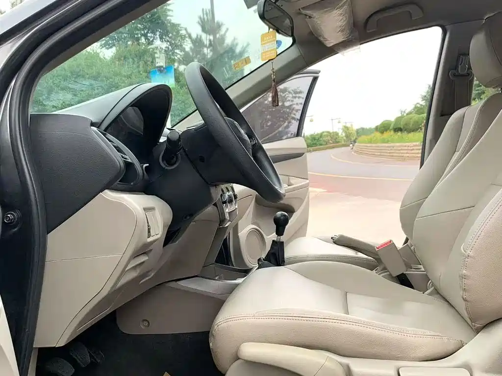 Honda City Classic — миниатюра 5