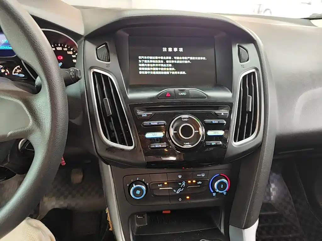 Ford Focus — миниатюра 18
