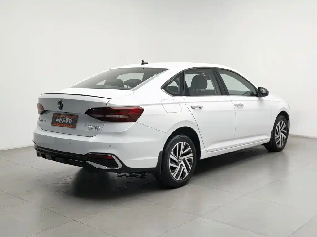Volkswagen Lavida — миниатюра 2