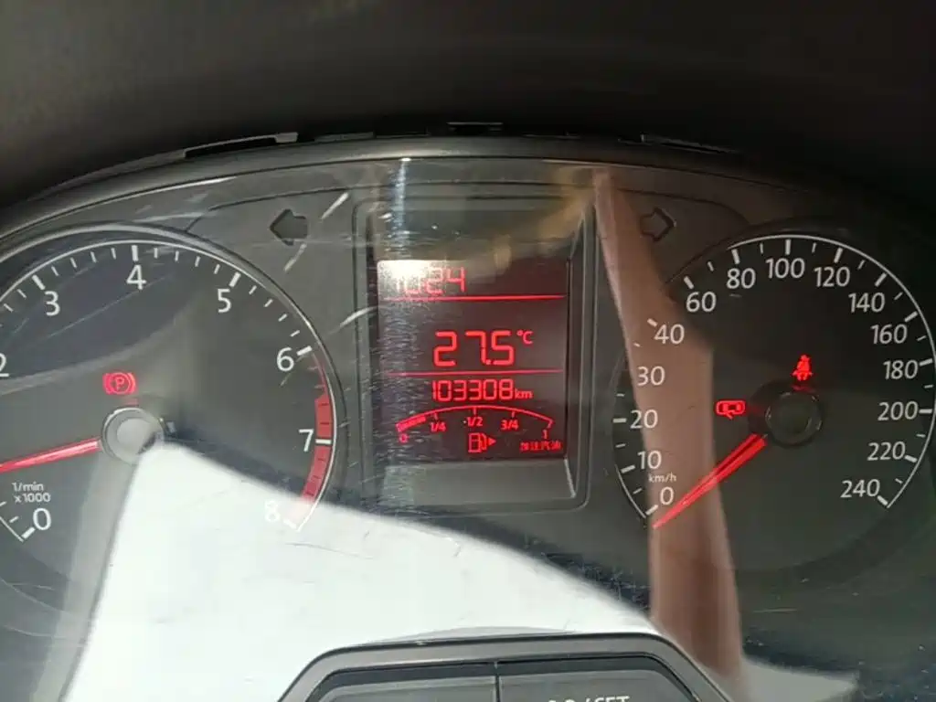Volkswagen Jetta — миниатюра 12