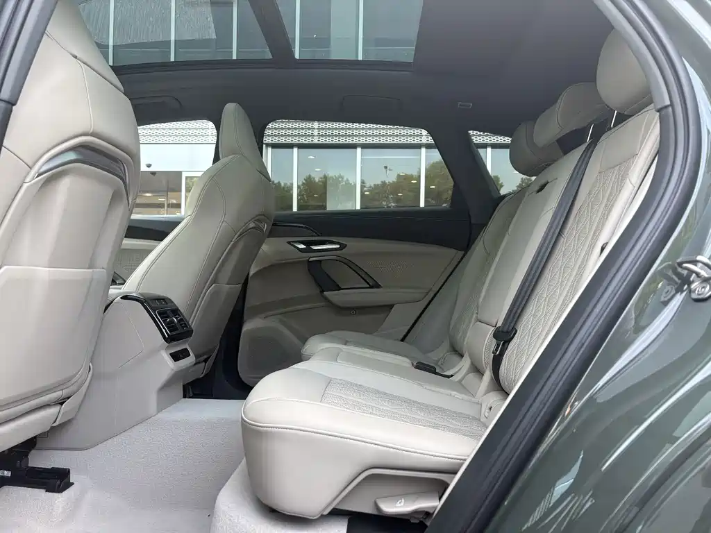 Audi Q5L 2026 2.0T