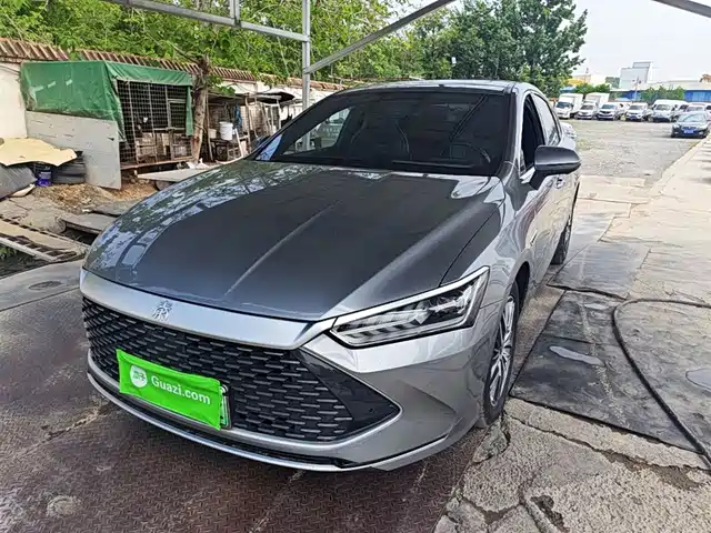 2023 BYD Qin