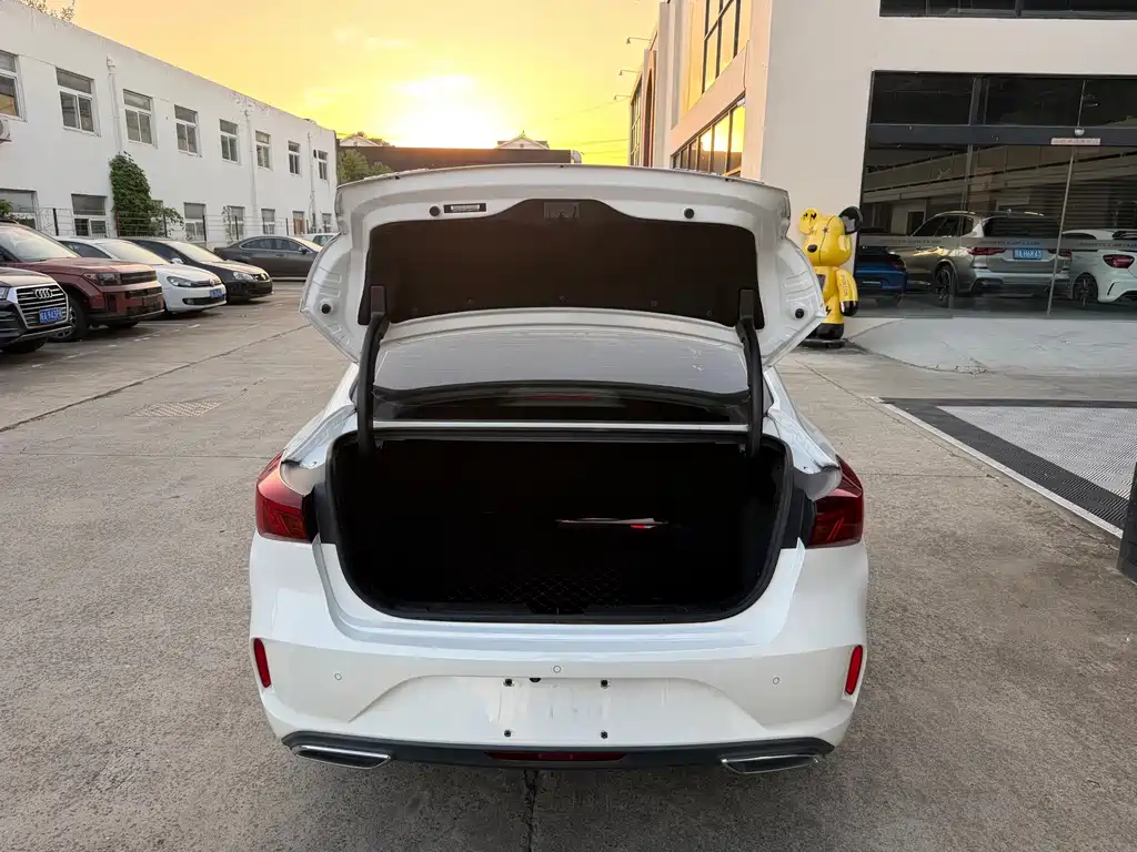 Changan Eado — миниатюра 15