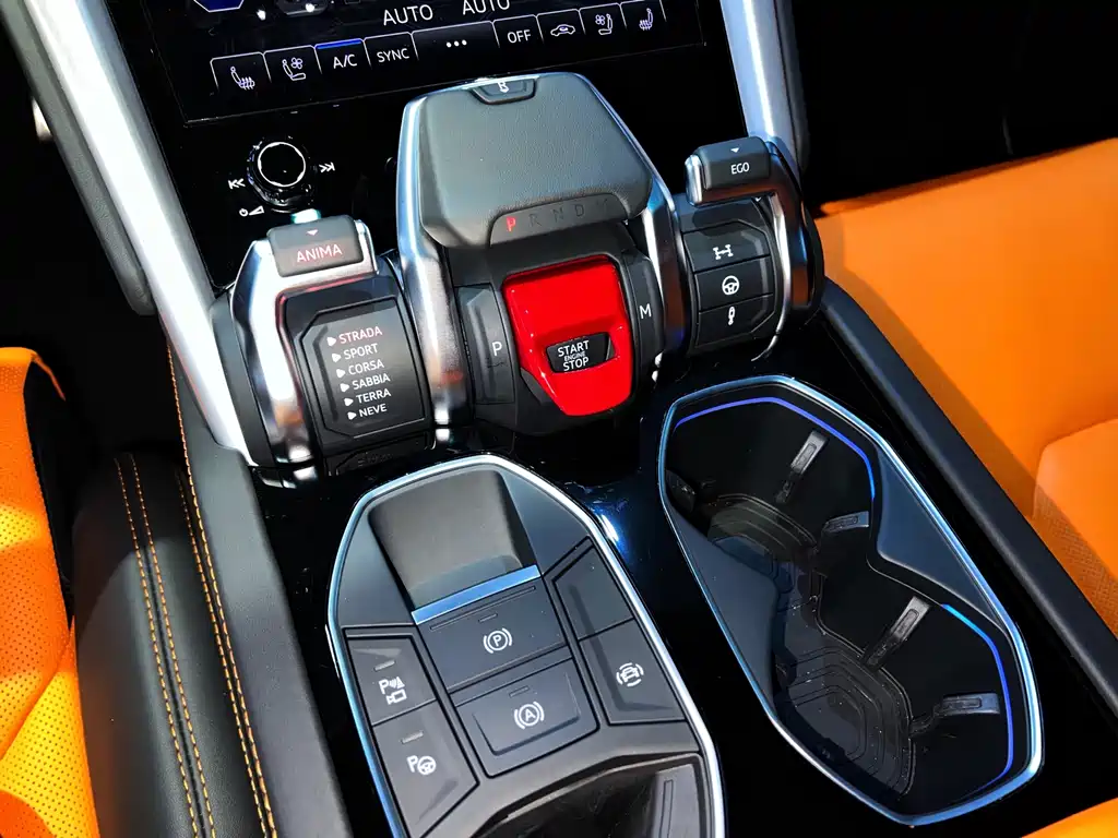 Lamborghini Urus — миниатюра 17