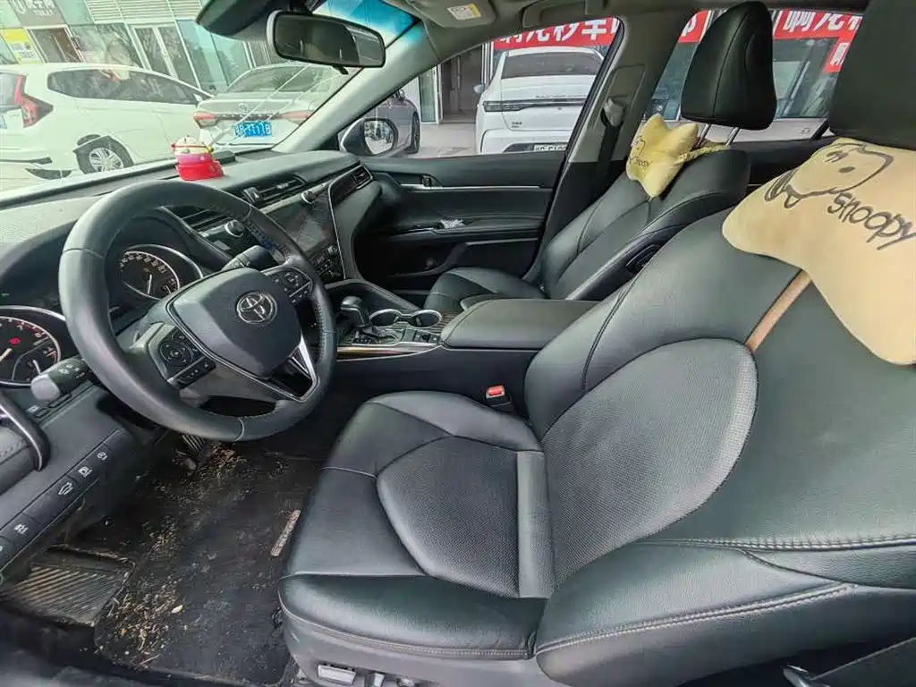 Toyota Camry — миниатюра 7