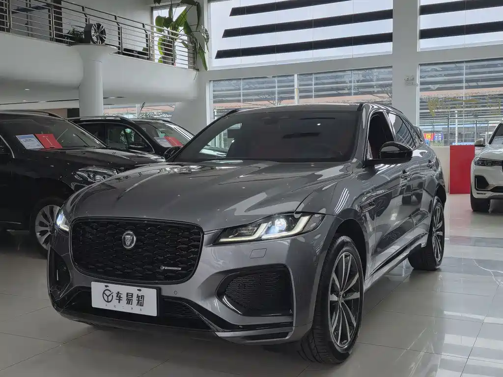 Jaguar F-PACE 2023