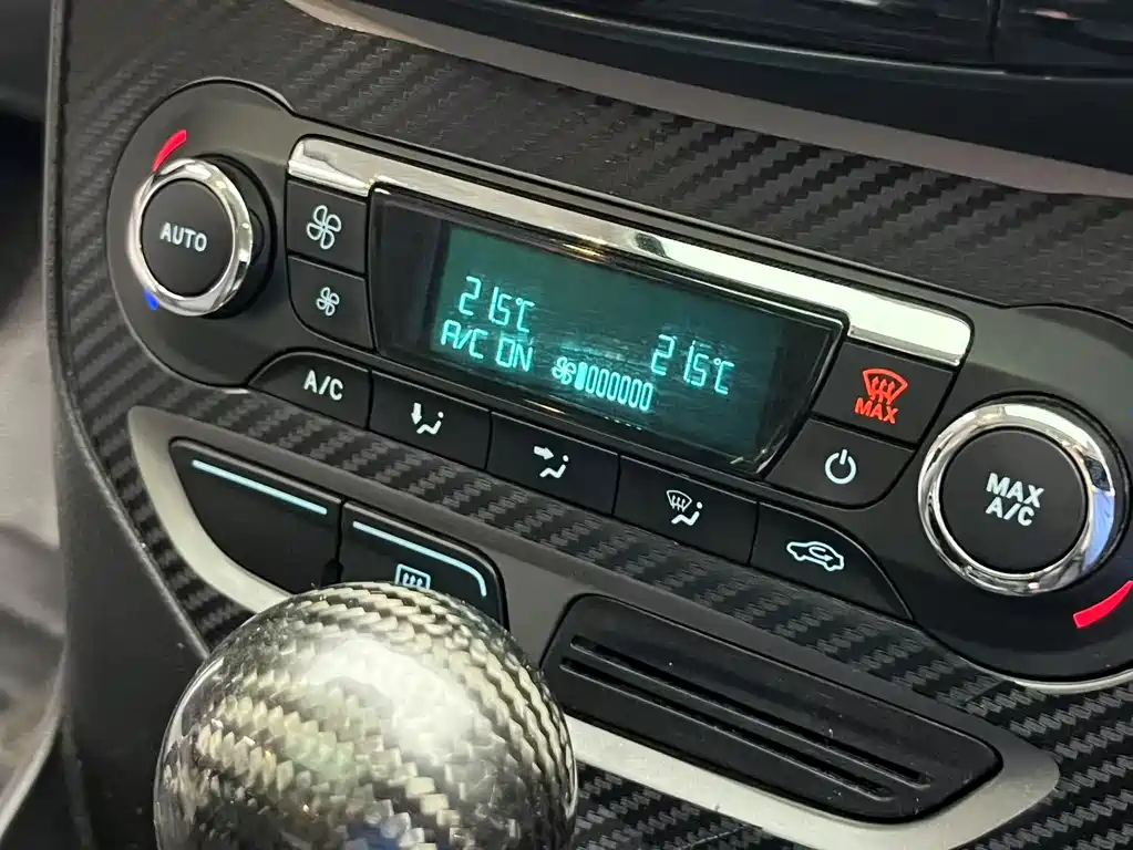 Ford Focus — миниатюра 20