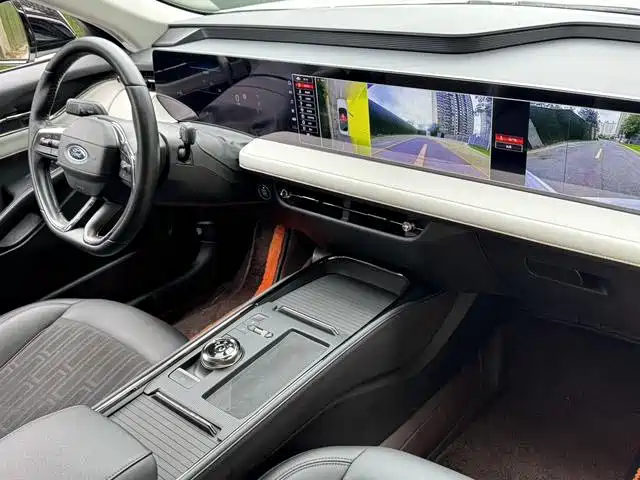 Ford Mondeo — миниатюра 8