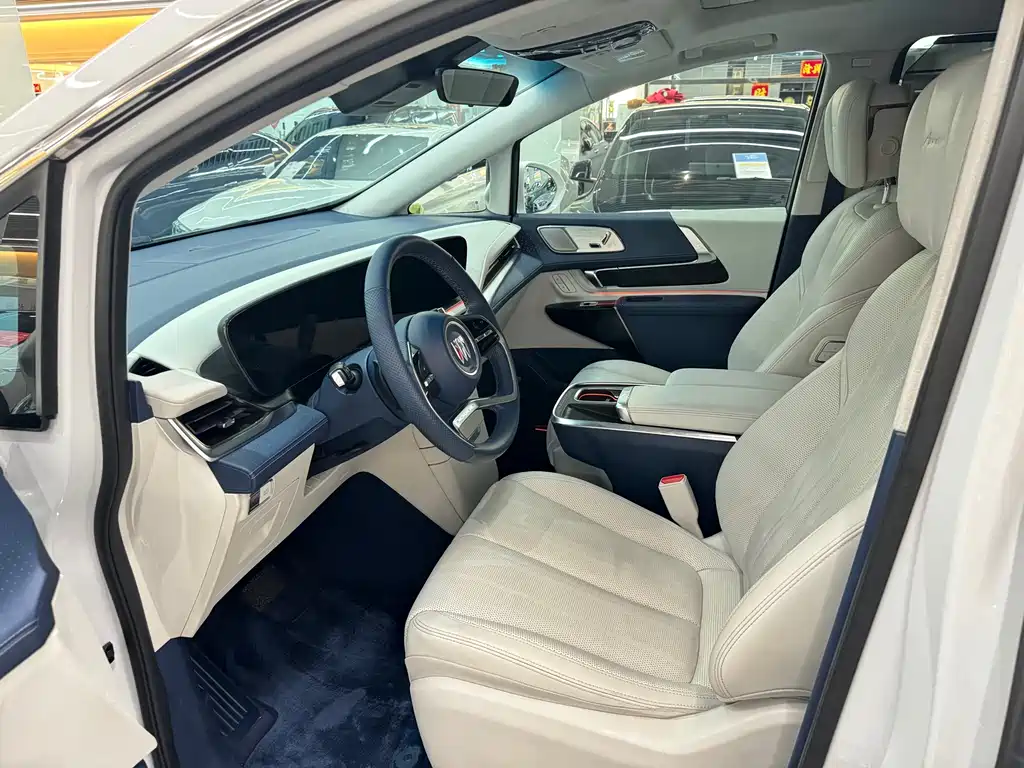 Buick Century 2023 2.0T мест