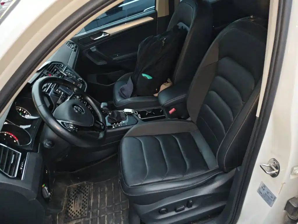 Volkswagen Tiguan L — миниатюра 20