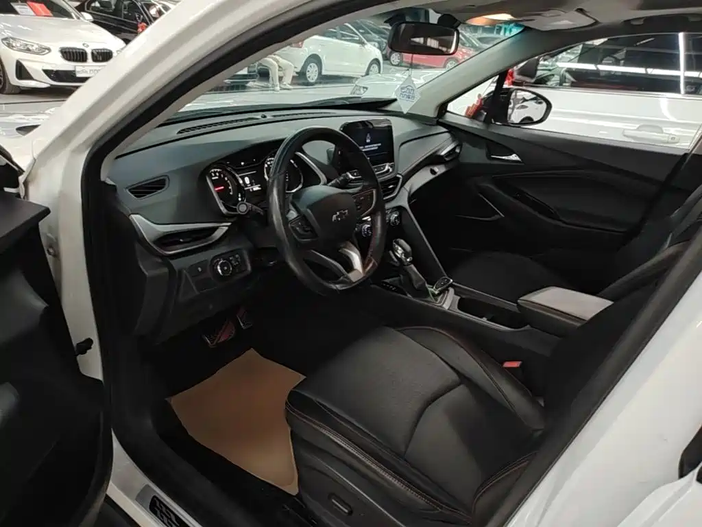 Chevrolet Volando — миниатюра 16
