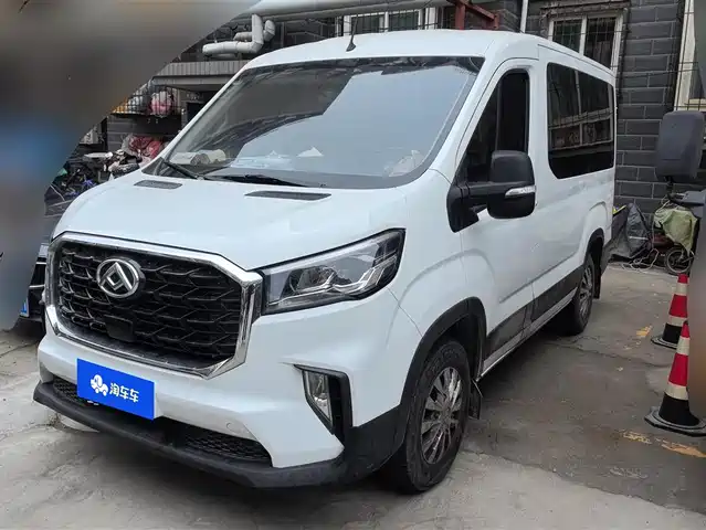 saic-maxus xintu-v90