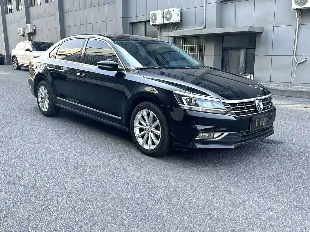 Volkswagen Passat — миниатюра 6