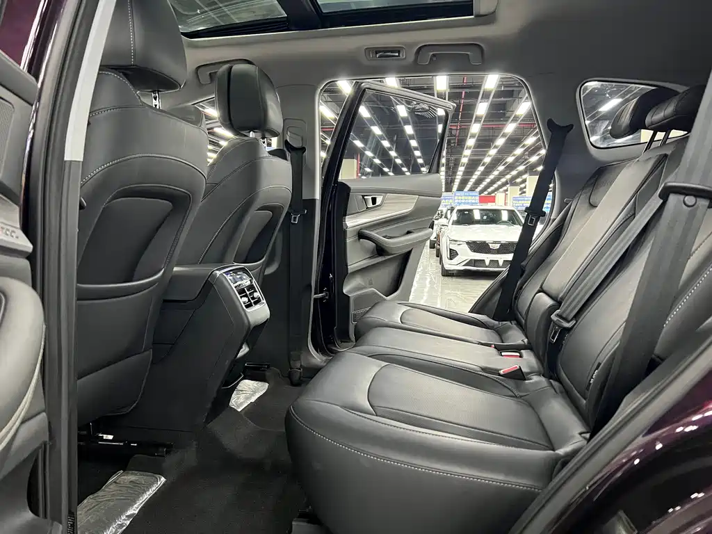 Chery Tiggo 8 — миниатюра 7