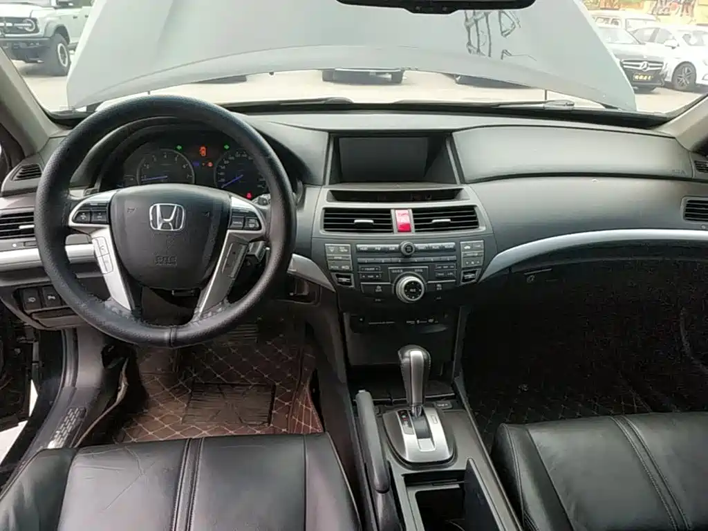 Honda Crosstour — миниатюра 6