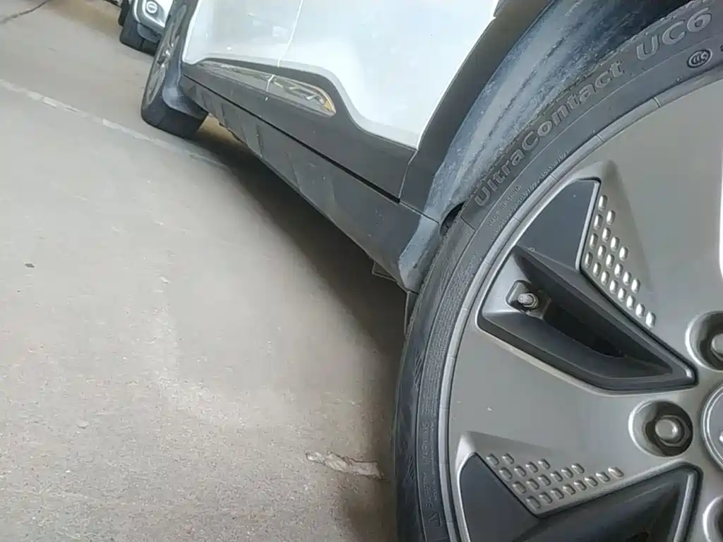 Hyundai Kona Electric — миниатюра 22