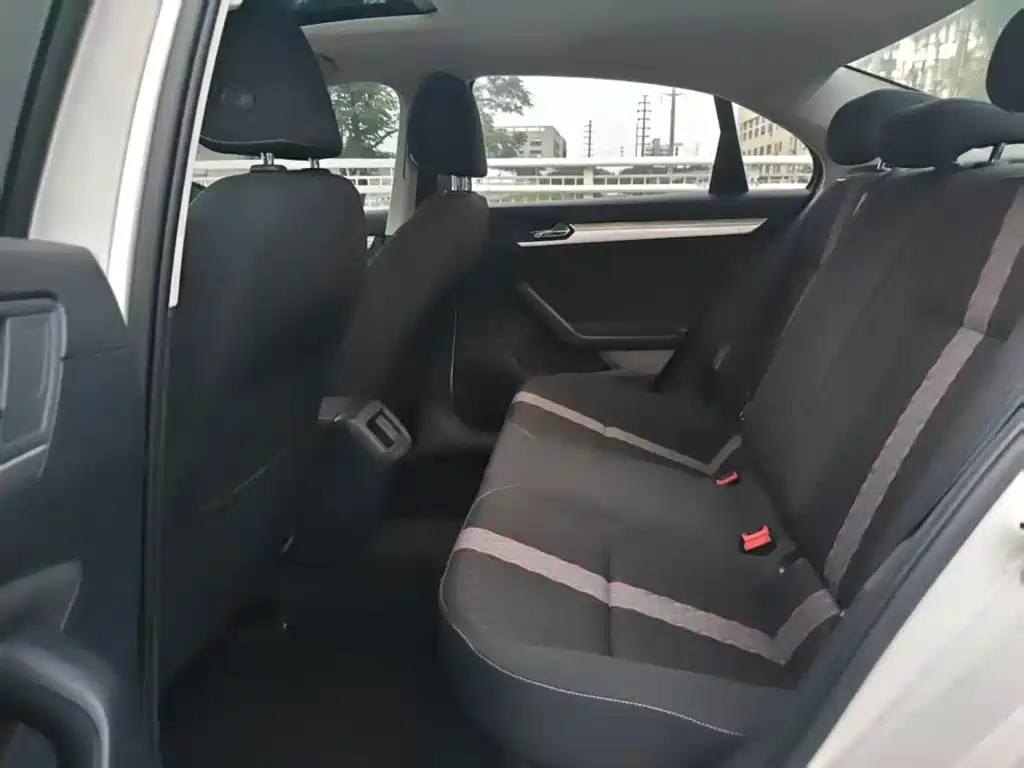 Volkswagen Lamando — миниатюра 5