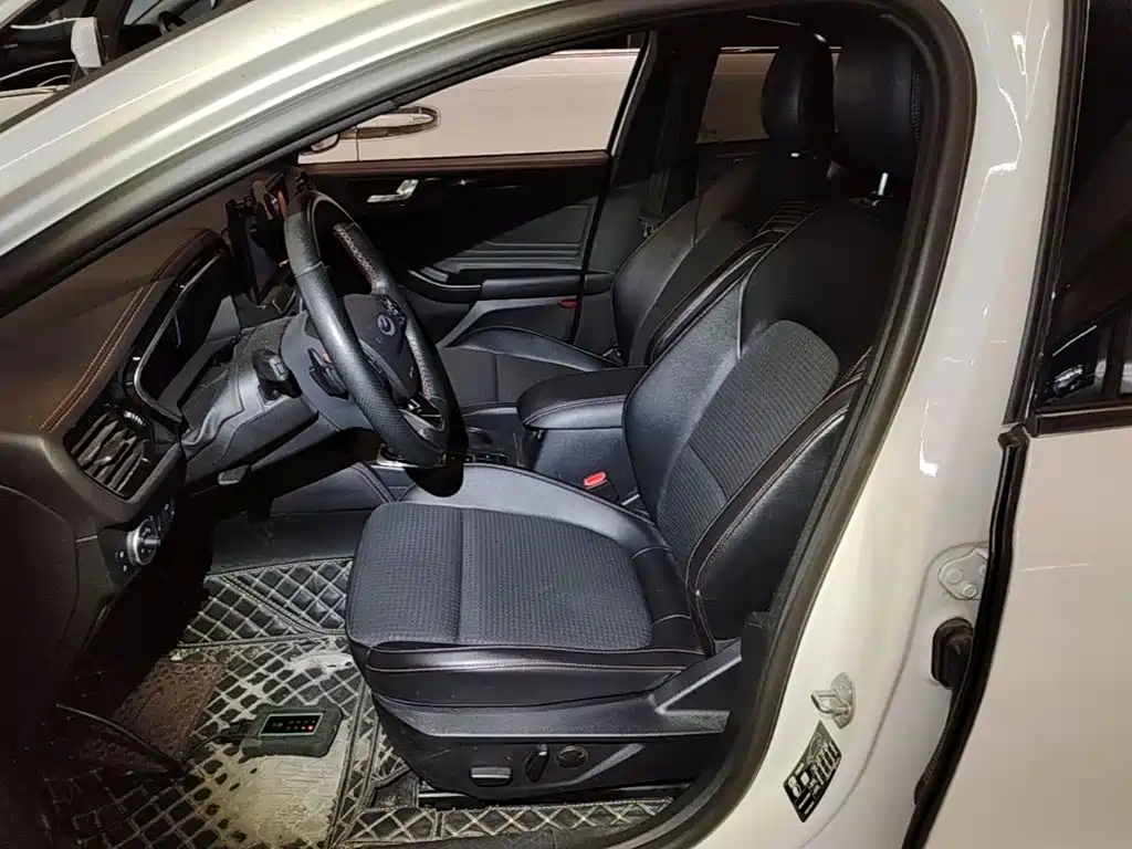 Ford Focus — миниатюра 15