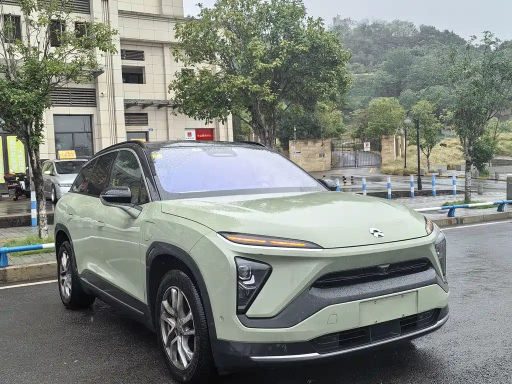 NIO ES6 — миниатюра 3