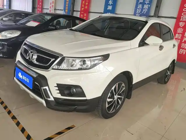 2016 BAIC Beijing X5