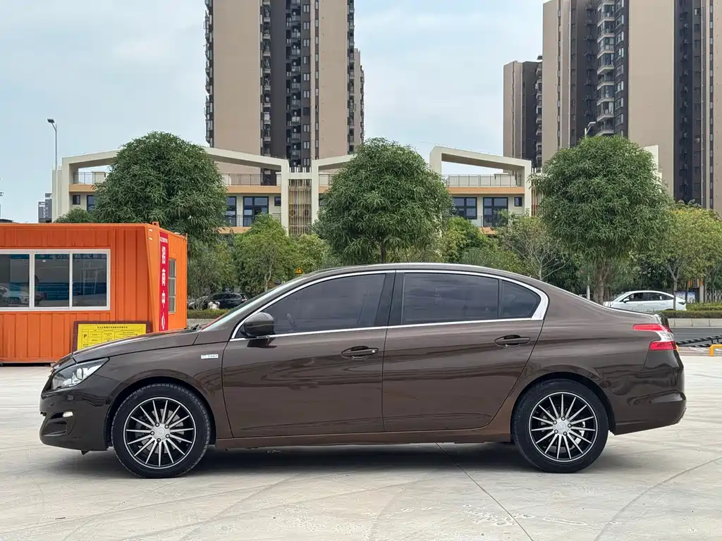Peugeot 408 — миниатюра 7