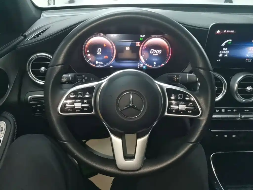 Mercedes-Benz GLC — миниатюра 11