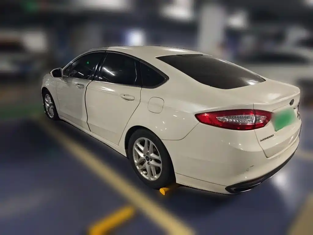 Ford Mondeo — миниатюра 25