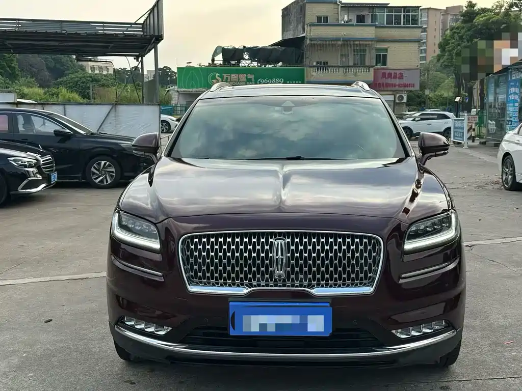 Lincoln Nautilus — миниатюра 2
