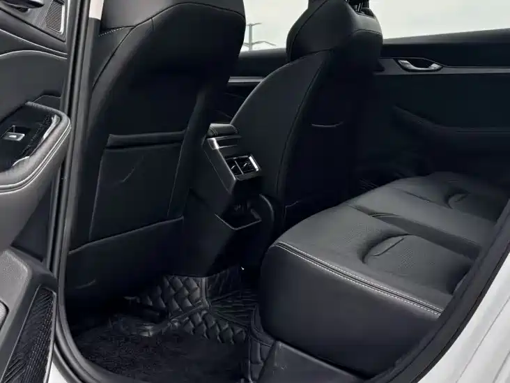 Geely Xingrui — миниатюра 6