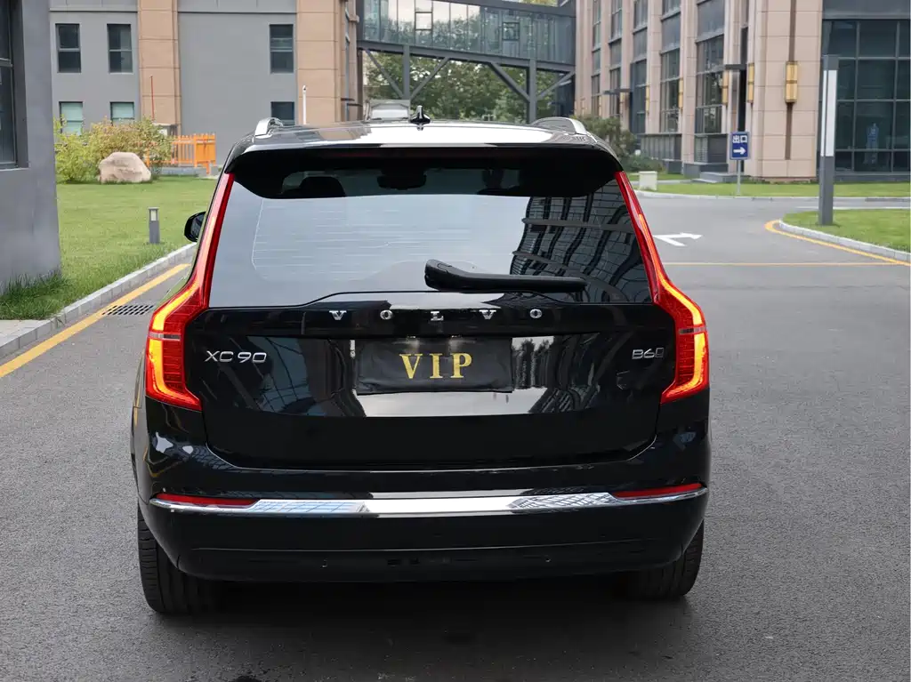 Volvo XC90 — миниатюра 5