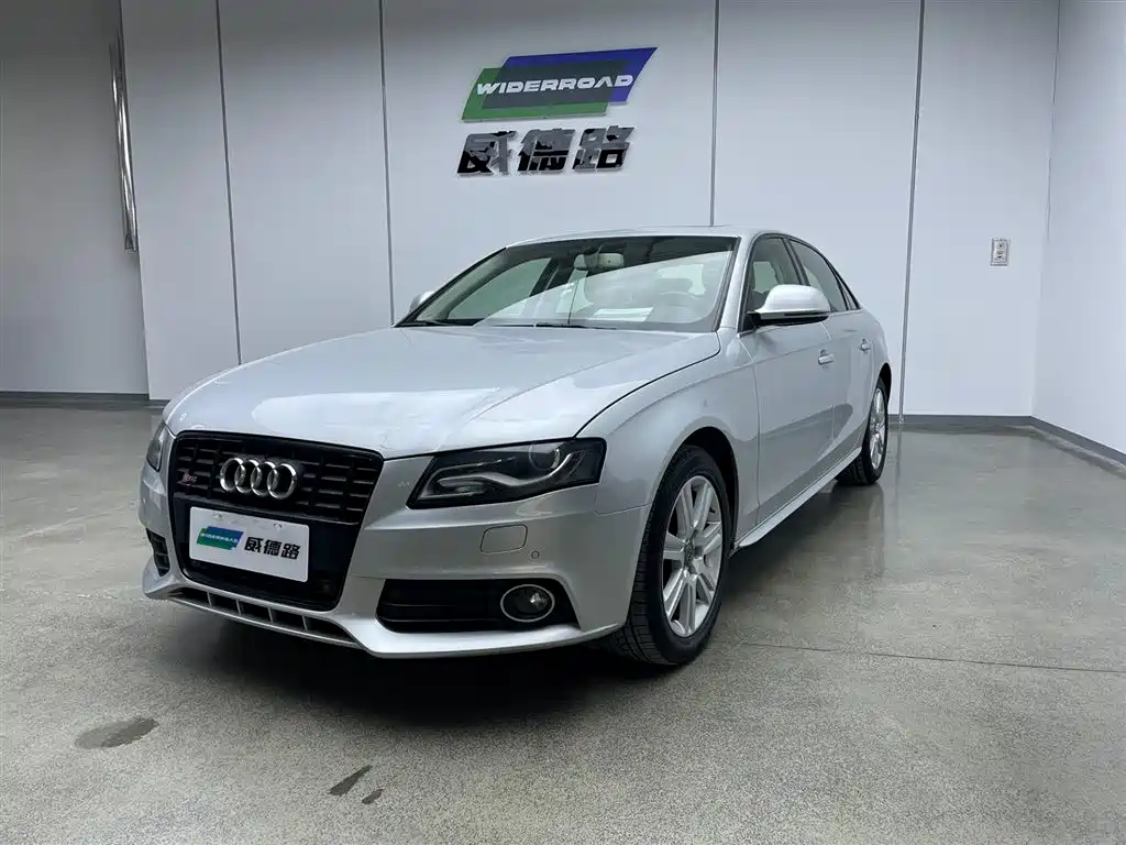 Купить Audi A4L