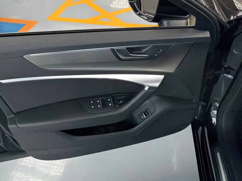 Audi A6L — миниатюра 14