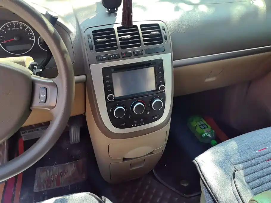 Buick GL8 — миниатюра 13