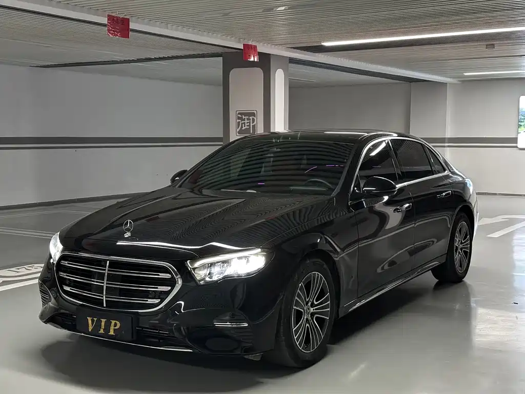 Mercedes-Benz E-Class 2024