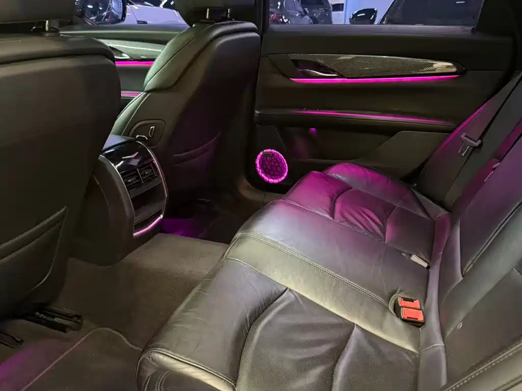 Cadillac CT6 — миниатюра 5